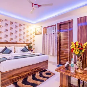 3* Отель Hotel Festival Mahipalpur Delhi Airport - Near Delhi Aerocity