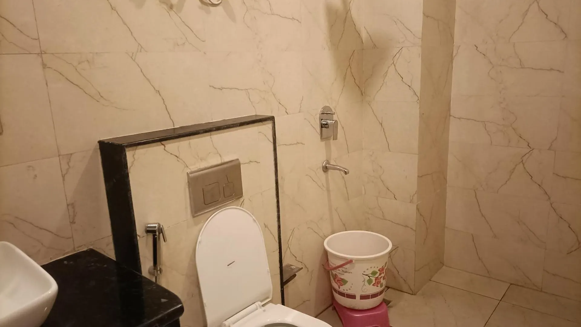 Hotel Grand Tark Delhi Airport New Delhi Guest house