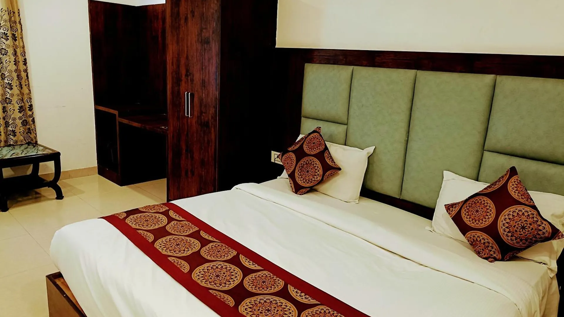 Guest house Hotel Grand Tark Delhi Airport New Delhi India